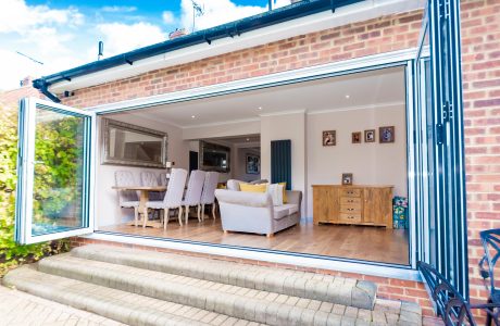 Property Bee - Giffard Drive, Farnborough, GU14