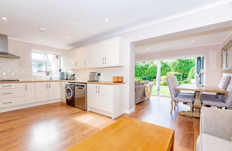 Property Bee - Giffard Drive, Farnborough, GU14