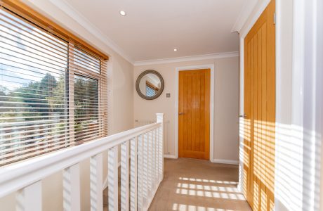 Property Bee - Giffard Drive, Farnborough, GU14