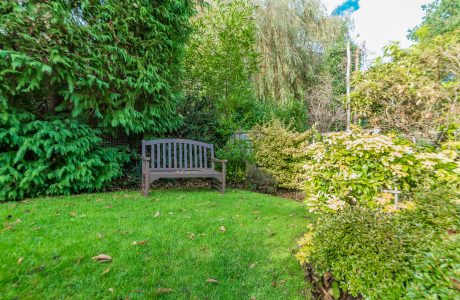 Property Bee - Giffard Drive, Farnborough, GU14