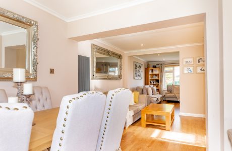 Property Bee - Giffard Drive, Farnborough, GU14