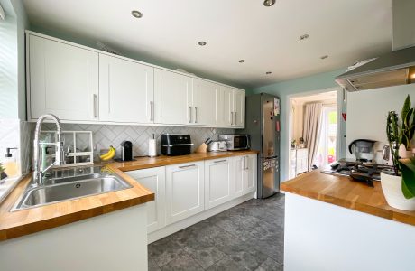 Property Bee - Ullswater, Bracknell