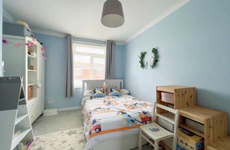 Property Bee - Ullswater, Bracknell