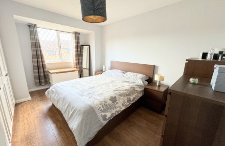 Property Bee - Horsebrass Drive, Bagshot, Surrey