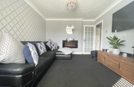 Property Bee - Fairway Court, Binfield Road, Bracknell, Berkshire