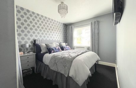Property Bee - Fairway Court, Binfield Road, Bracknell, Berkshire