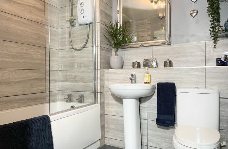 Property Bee - Fairway Court, Binfield Road, Bracknell, Berkshire