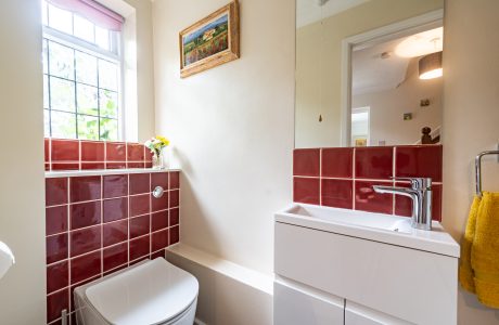 Property Bee - Ackrells Mead, Little Sandhurst, Berkshire, GU47