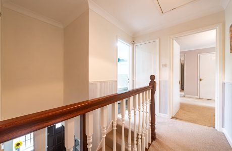 Property Bee - Ackrells Mead, Little Sandhurst, Berkshire, GU47