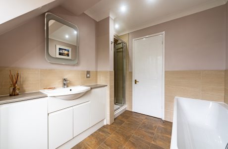 Property Bee - Ackrells Mead, Little Sandhurst, Berkshire, GU47