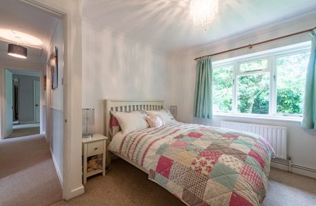 Property Bee - Ackrells Mead, Little Sandhurst, Berkshire, GU47