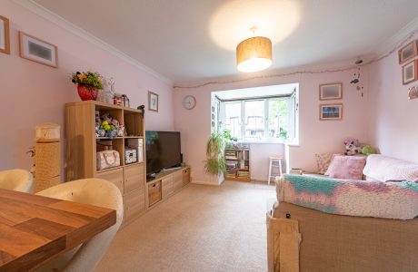 Property Bee - St. Michaels Close, Fleet, Hampshire, GU51