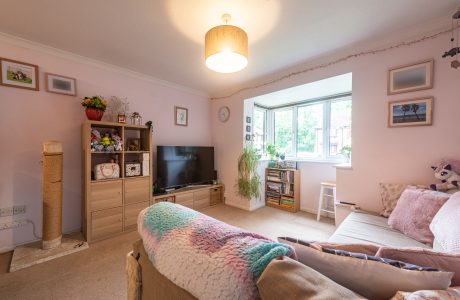 Property Bee - St. Michaels Close, Fleet, Hampshire, GU51