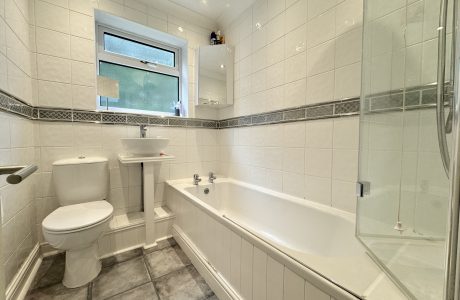 Property Bee - Arthur Close, Bagshot, Surrey