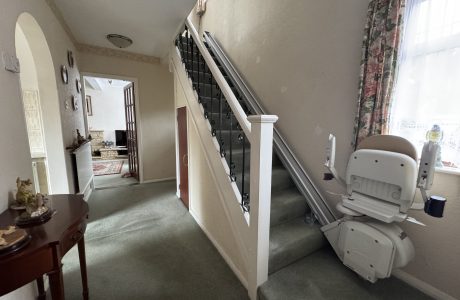 Property Bee - Cobs Way, New Haw, Addlestone, Surrey