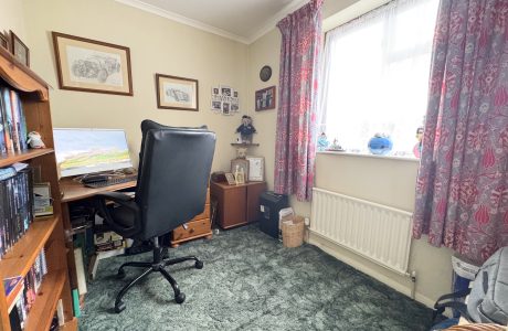 Property Bee - Cobs Way, New Haw, Addlestone, Surrey