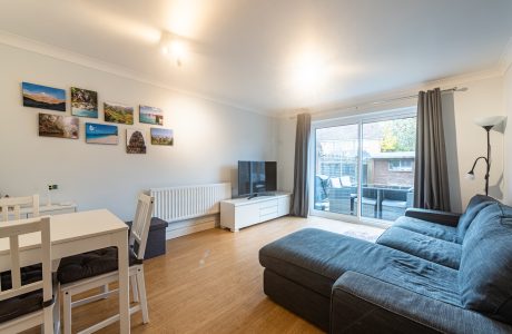 Property Bee - Valley View, Sandhurst, Berkshire, GU47