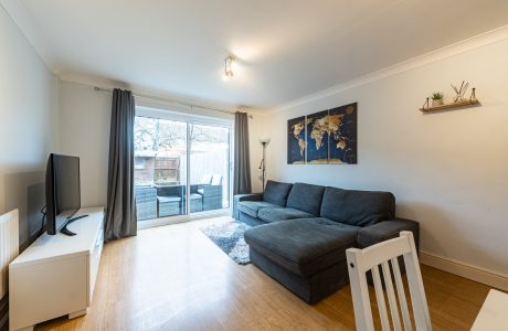 Property Bee - Valley View, Sandhurst, Berkshire, GU47