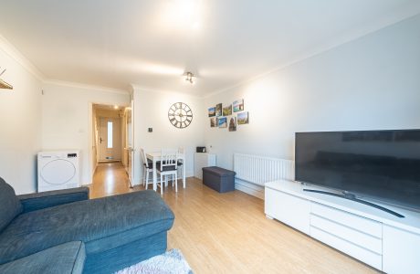 Property Bee - Valley View, Sandhurst, Berkshire, GU47