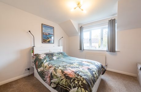 Property Bee - Valley View, Sandhurst, Berkshire, GU47