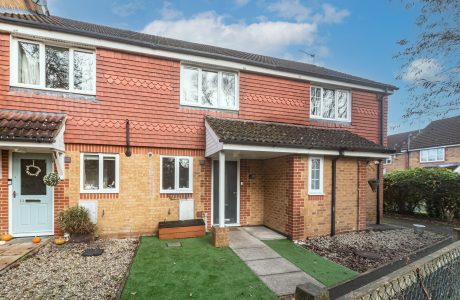 Property Bee - Valley View, Sandhurst, Berkshire, GU47
