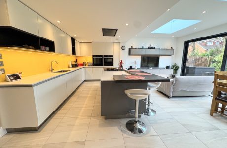 Property Bee - Chaucer Way, Addlestone, Surrey