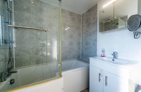 Property Bee - Baird Road, Farnborough, Hampshire, GU14