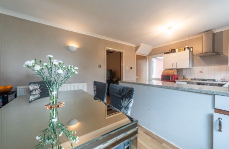 Property Bee - Griffon Close, Farnborough, Hampshire, GU14