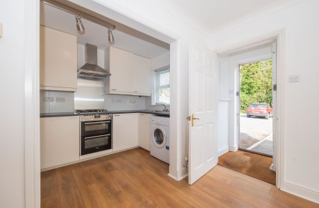 Property Bee - Bembridge Court, Crowthorne, Berkshire, RG45