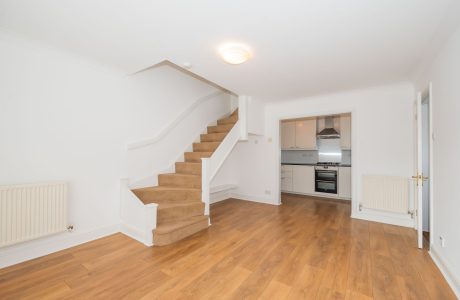 Property Bee - Bembridge Court, Crowthorne, Berkshire, RG45