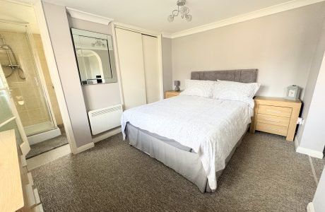 Property Bee - Goddards Lane, Camberley, Surrey
