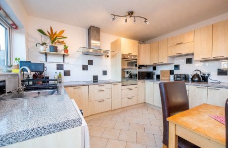 Property Bee - School Lane, Yateley, Hampshire, GU46