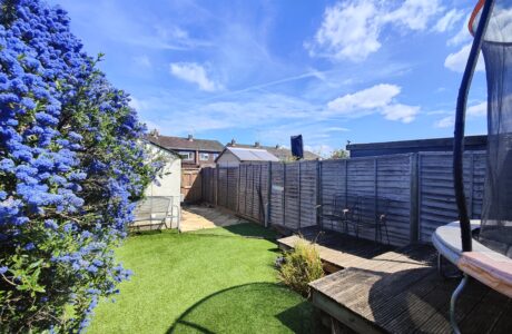 Property Bee - School Lane, Yateley, Hampshire, GU46