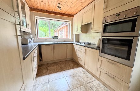Property Bee - Roundway, Camberley, Surrey