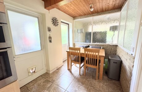 Property Bee - Roundway, Camberley, Surrey