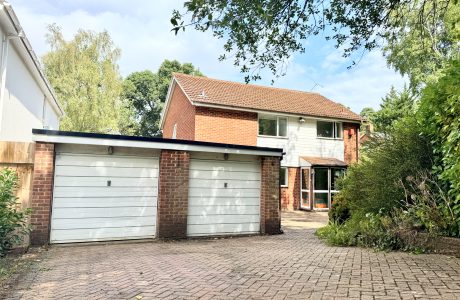 Property Bee - Roundway, Camberley, Surrey