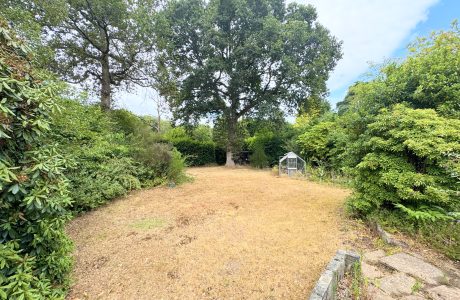 Property Bee - Roundway, Camberley, Surrey