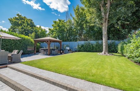 Property Bee - Greenhaven, Yateley, Hampshire, GU46