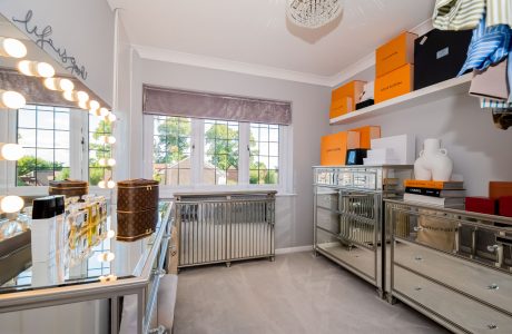 Property Bee - Greenhaven, Yateley, Hampshire, GU46