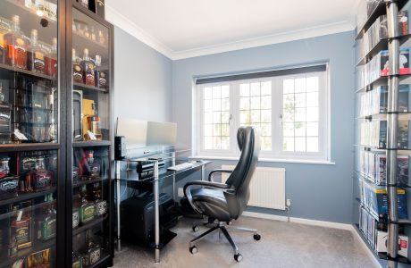 Property Bee - Greenhaven, Yateley, Hampshire, GU46