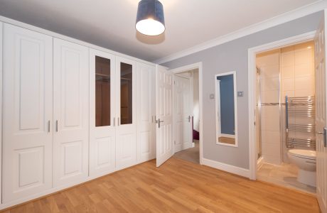 Property Bee - Cannon Close, Sandhurst, Berkshire, GU47