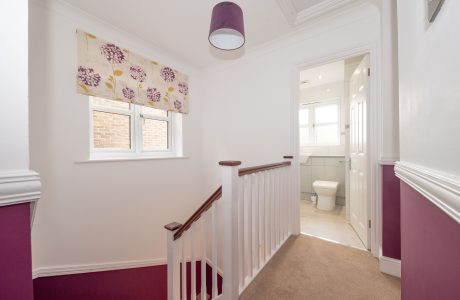 Property Bee - Cannon Close, Sandhurst, Berkshire, GU47