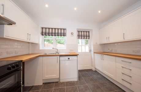 Property Bee - Cannon Close, Sandhurst, Berkshire, GU47