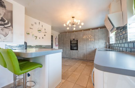 Property Bee - Winton Crescent, Yateley, Hampshire, GU46