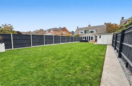 Property Bee - Hollytree Gardens, Frimley, Camberley, Surrey