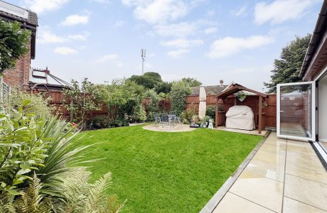 Property Bee - Station Road, Bagshot, Surrey