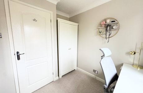 Property Bee - Station Road, Bagshot, Surrey