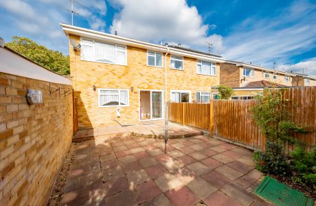 Property Bee - Sandy Lane, Farnborough, Hampshire, GU14