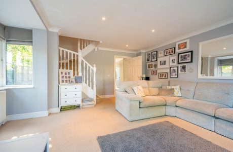 Property Bee - Driftways, Yateley, Hampshire, GU46