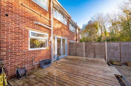 Property Bee - Maple Gardens, Yateley, Hampshire, GU46